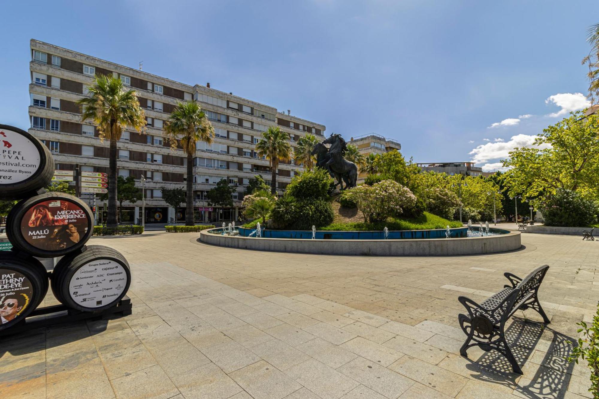Allo Apartments Santo Domingo 2 Habitaciones - Parking Jerez de la Frontera Kültér fotó